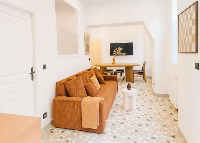 Bonne Nouvelle - Rex - 10 - 6p *